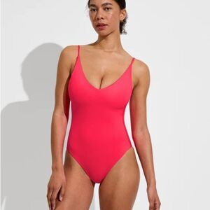 LEFT ON FRIDAY Sunday Suit in Rescue Red size Small